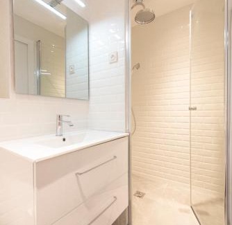 Vivienne Apartment | Family-Friendly Retreat at Candide - Rated 7.5/10