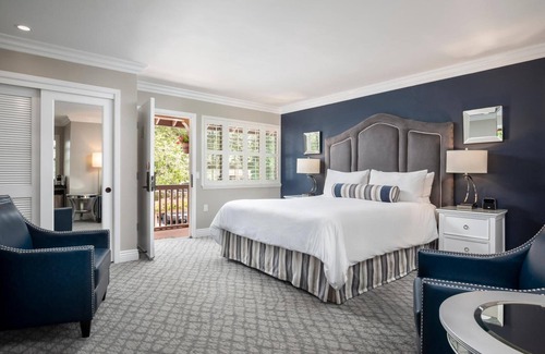 Northwest Carmel Hotel | Candle Light Inn: Guest Rated 9.2 with Spa & Dining