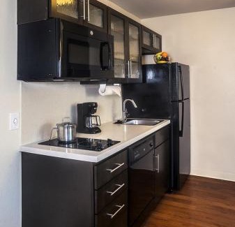 Round Rock Hotel | Pet-Friendly Stays at Candlewood Suites Austin-Round Rock