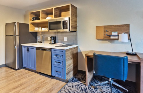 Columbus Hotel | Inviting Candlewood Suites Columbus Fort Benning Awaits You
