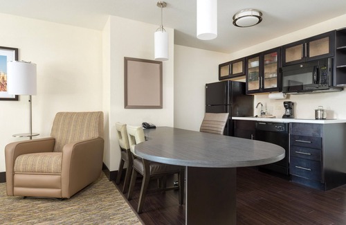 Enid Hotel | Comfortable Candlewood Suites Enid with Family-Friendly Amenities
