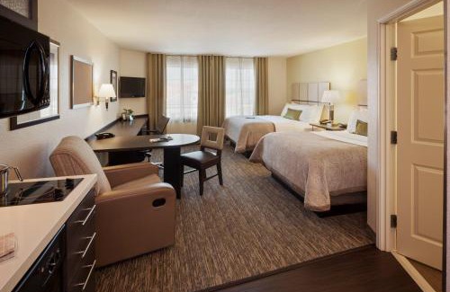 Enid Hotel | Comfortable Candlewood Suites Enid with Family-Friendly Perks