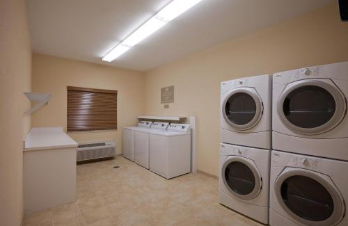 Enterprise Hotel | Pet-Friendly Oceanfront Stay at Candlewood Suites Enterprise