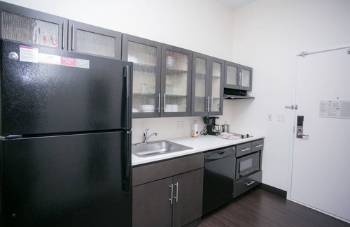 Fargo Hotel | Discover Candlewood Suites Fargo Near NDSU - Top Amenities
