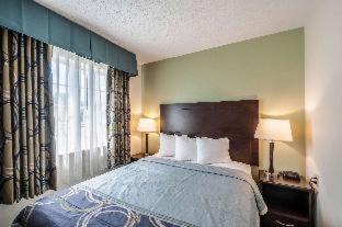 Frederick Hotel | Relax at MainStay Suites Frederick: Pet-Friendly Comforts