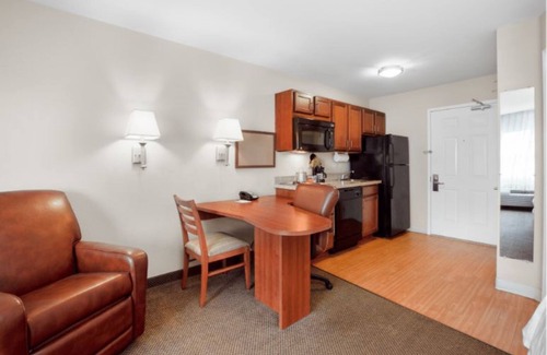 Gillette Hotel | Inviting Candlewood Suites Gillette: Family-Friendly Comfort