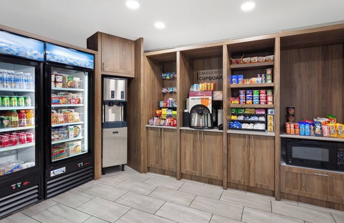 Harrisonburg Hotel | Comfortable Stay at Candlewood Suites Harrisonburg