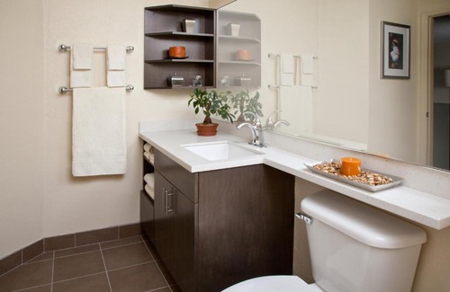Kenedy Hotel | Discover Candlewood Suites Kenedy, Pet-Friendly Comfort Awaits