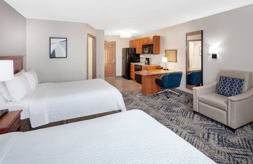 Jeffersonville - Clarksville Hotel | Ideal Candlewood Suites Louisville North for Your Stay