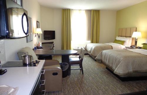 Odessa Hotel | Pet-Friendly Candlewood Suites Odessa for Your Perfect Stay