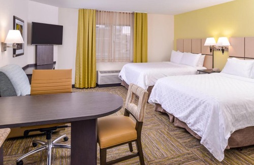 Plano Hotel | Pet-Friendly Candlewood Suites - Plano North for Your Family
