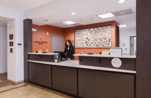 San Marcos Hotel | Pet-Friendly Candlewood Suites San Marcos with Ocean Views