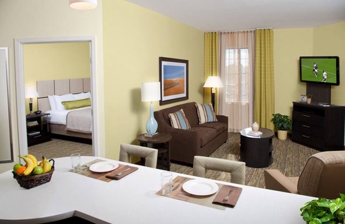 Sayre Hotel | Guest Favorite: Candlewood Suites Sayre with Kitchen & Breakfast