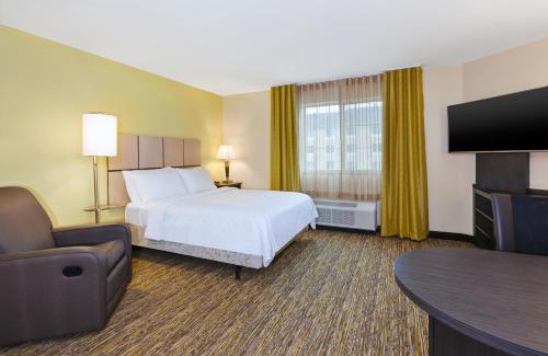 Strabane Hotel | Pet-Friendly Candlewood Suites Washington North Awaits You