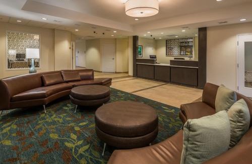 Winnemucca Hotel | Pet-Friendly Candlewood Suites Winnemucca - Rated 7.9/10