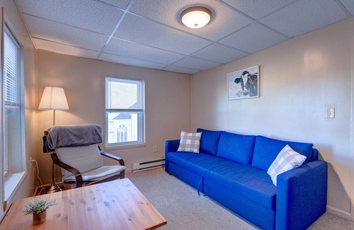 Hershey Apartment | Kid-Friendly Candy Bar One Bedroom with Cozy Pull-Out Sofa