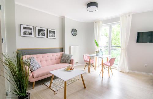 Osiedle Grunwaldzkie Apartment | Cozy Candy Room: Wheelchair Accessible & Family-Friendly