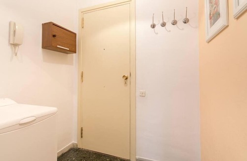 Gracia Apartment | Family-Friendly Canela Homes Near Barcelona's Park Güell