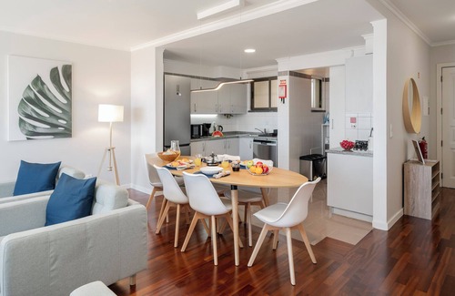 Canico Apartment | Caniço VII - Breathtaking Desertas View with Spa & Breakfast