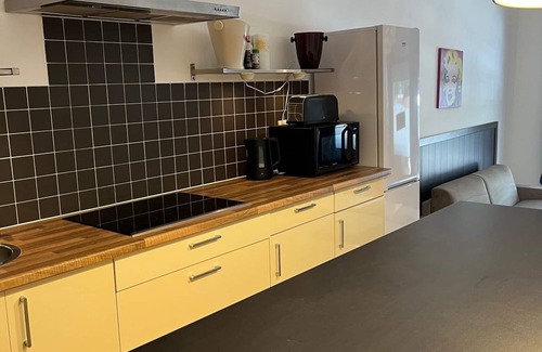 Prado - Republique Apartment | Family-Friendly Vrbo Property with Convenient Kitchen Amenities