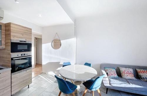 Carnot Apartment | Elegant 3 BR Retreat Near Palais & Croisette in Cannes