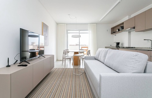 Ingleses Norte Apartment | Newly Opened Cannes Club Residence: Steps from the Beach