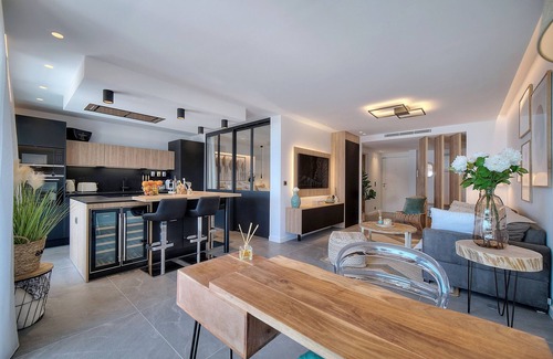 Villeneuve Loubet Beach Apartment | Elegant Cannes Rental with Ocean View and Family Amenities