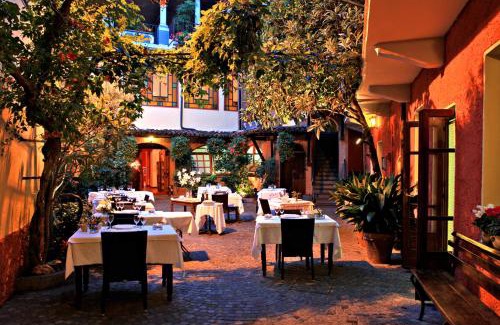 Cocconato Hotel | Pet-Friendly Retreat at Cannon d'Oro with Breakfast Included
