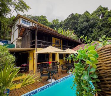 Vila do Abraao House | Experience Canoa Abraão: Oceanfront Bliss and Serenity