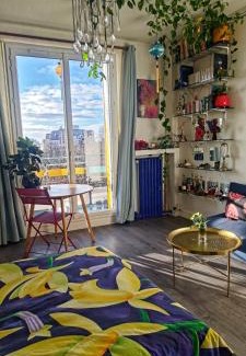 Charonne Apartment | Bright Studio with Balcony Overlooking Lush Garden Oasis