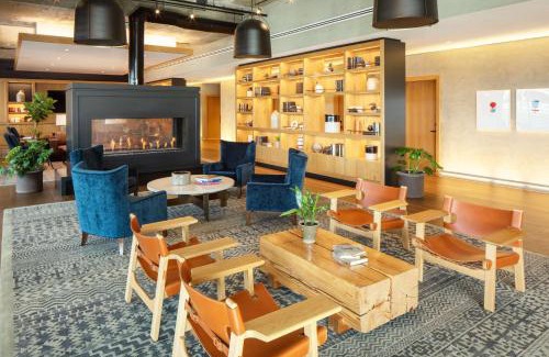 Fells Point Hotel | Modern Canopy By Hilton Baltimore Harbor Point Near Waterfront