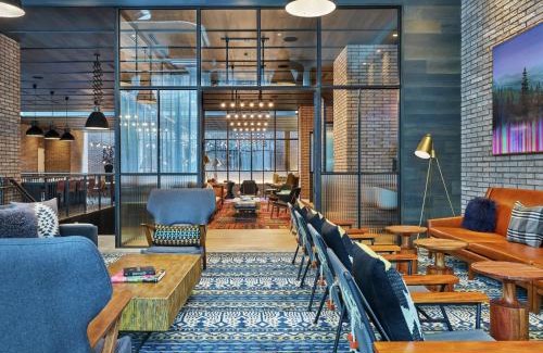 Pearl District Hotel | Discover Canopy by Hilton Portland Pearl District - Pet Friendly