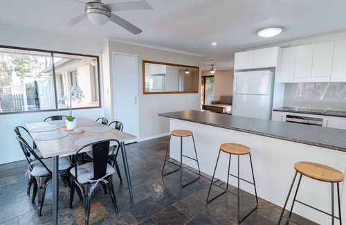 Willow Vale House | Discover Canopy By Khove Summa: Perfect for Families & Pets