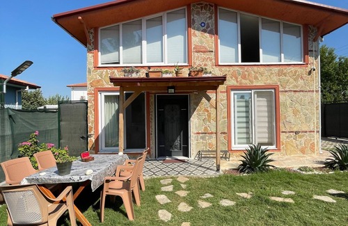 Dalyan City Center Villa | Cansu's Stonehouse in Dalyan - Stone Villa with Pool in Centre
