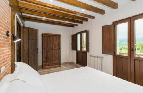 Penagos Villa | Idyllic Rural Villa in Cabárceno with Pool and High Ratings