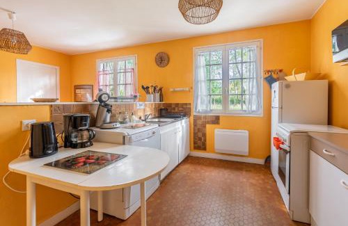 Saint-Laurent-de-Medoc House | Discover Cantebos - Cozy Retreat with Lush Garden Space