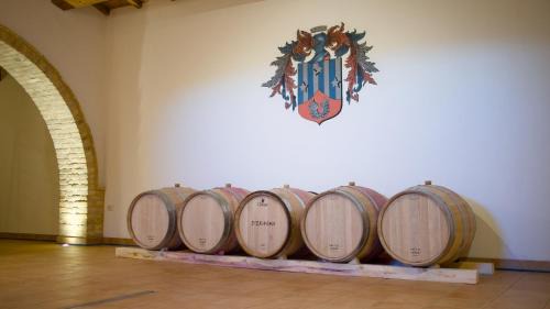 Offida House | Cantina D'Erasmo - Camere e Degustazioni