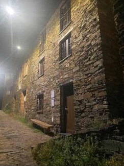 Balocas House | Pet-Friendly Escape at Cantinho Casal do Rei, Rated 8.7