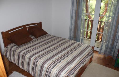 Couto de Esteves House | Discover Cantinho do Bouço Velho: Family-Friendly Retreat