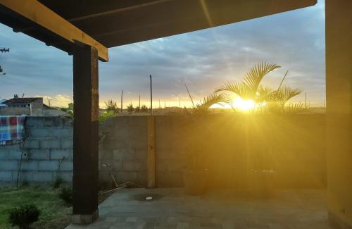 Laguna House | Discover Cantinho do Manolo: Your Budget-Friendly Retreat