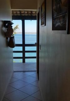 Sao Pedro da Aldeia House | Deuza's Paradise: 4-Star Family Retreat with Pool Access