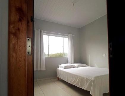 Arroio House | Idyllic Cantinho Ibiraquera: Pet-Friendly Ocean Retreat