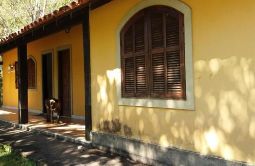 Teresopolis Cabin | Pet-Friendly Retreat at Canto da Serrinha - Rated 9/10