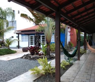 Ubatuba House | Oceanfront Canto das Ondas Apart Studios with Pet-Friendly Perks