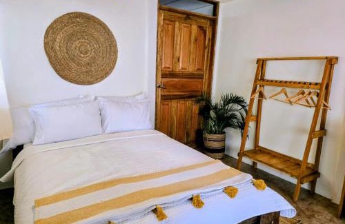 Quebrada La Gamba House | Relax at Canto del Tucán Lodge: Pet & Child Friendly Stay
