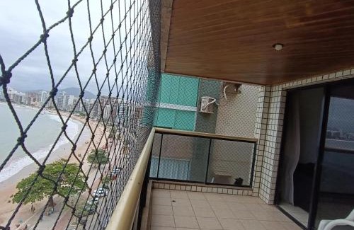 Praia do Morro Apartment | Canto Nobre, Frente total para o mar, 4 quartos 1 vaga de garagem, 2 banheiros
