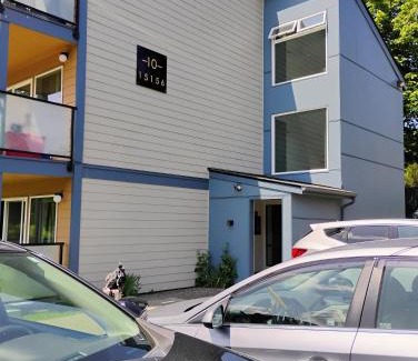 Tukwila House | Canyon Estates Condominium