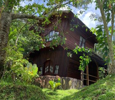 Bukittinggi Cabin | Pet-Friendly Canyon Jungle Stay with Breakfast Included