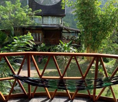 Bukittinggi Cabin | Pet-Friendly Canyon Jungle Stay with Breakfast Included