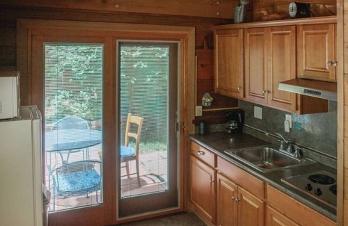 Sedona Cabin | Morning Glory Cabin: Guest Rated 10/10 with Kitchen & Breakfast
